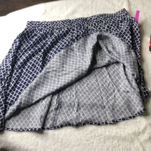Ruby’s mini skirt 1xl - Picture 3 of 4